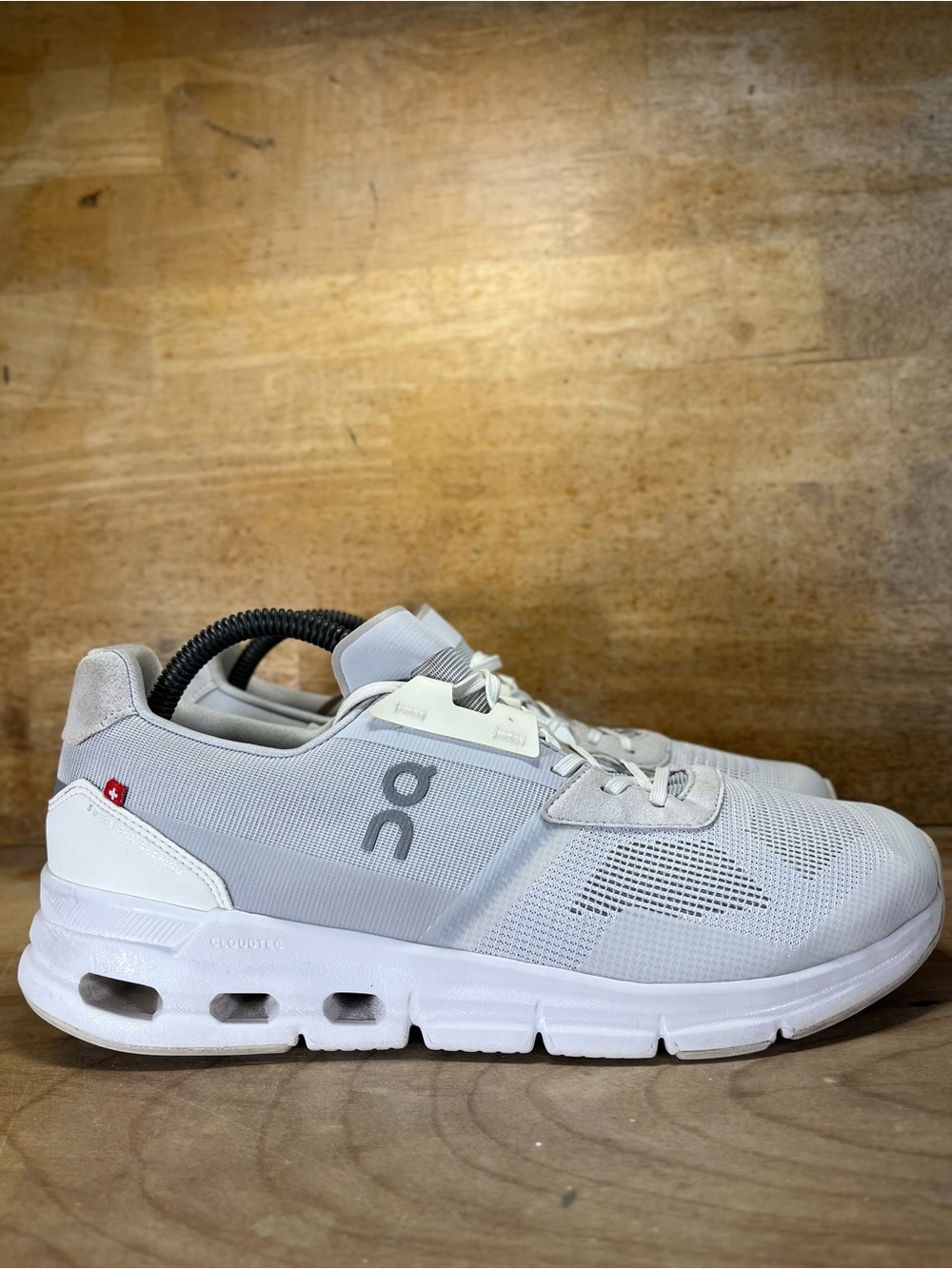 On Cloudrift REFLECTIVE Womens Size 9.5 Walking Shoes Sneakers White Gray